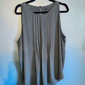 Ann Taylor Green and Black pleated shell, size XL